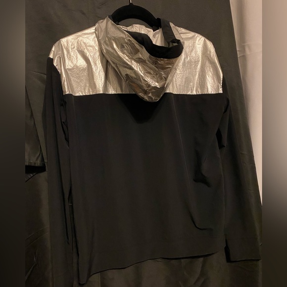 Victorias Secret Sport Thin Hoodie - Picture 4 of 6